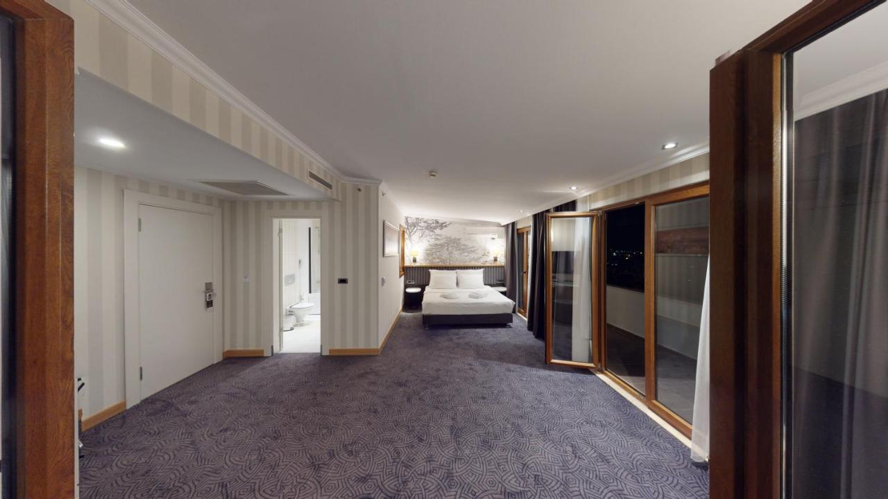 Double Royal Hotel Κοτζαελί Εξωτερικό φωτογραφία