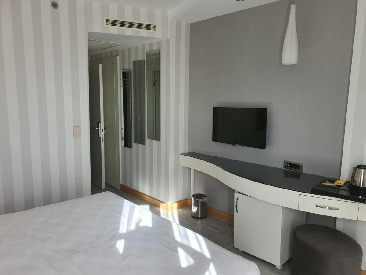 Double Royal Hotel Κοτζαελί Εξωτερικό φωτογραφία