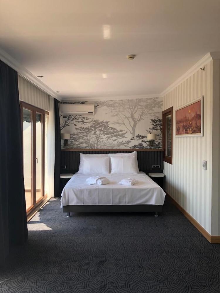 Double Royal Hotel Κοτζαελί Εξωτερικό φωτογραφία