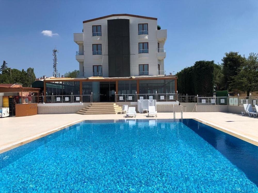 Double Royal Hotel Κοτζαελί Εξωτερικό φωτογραφία
