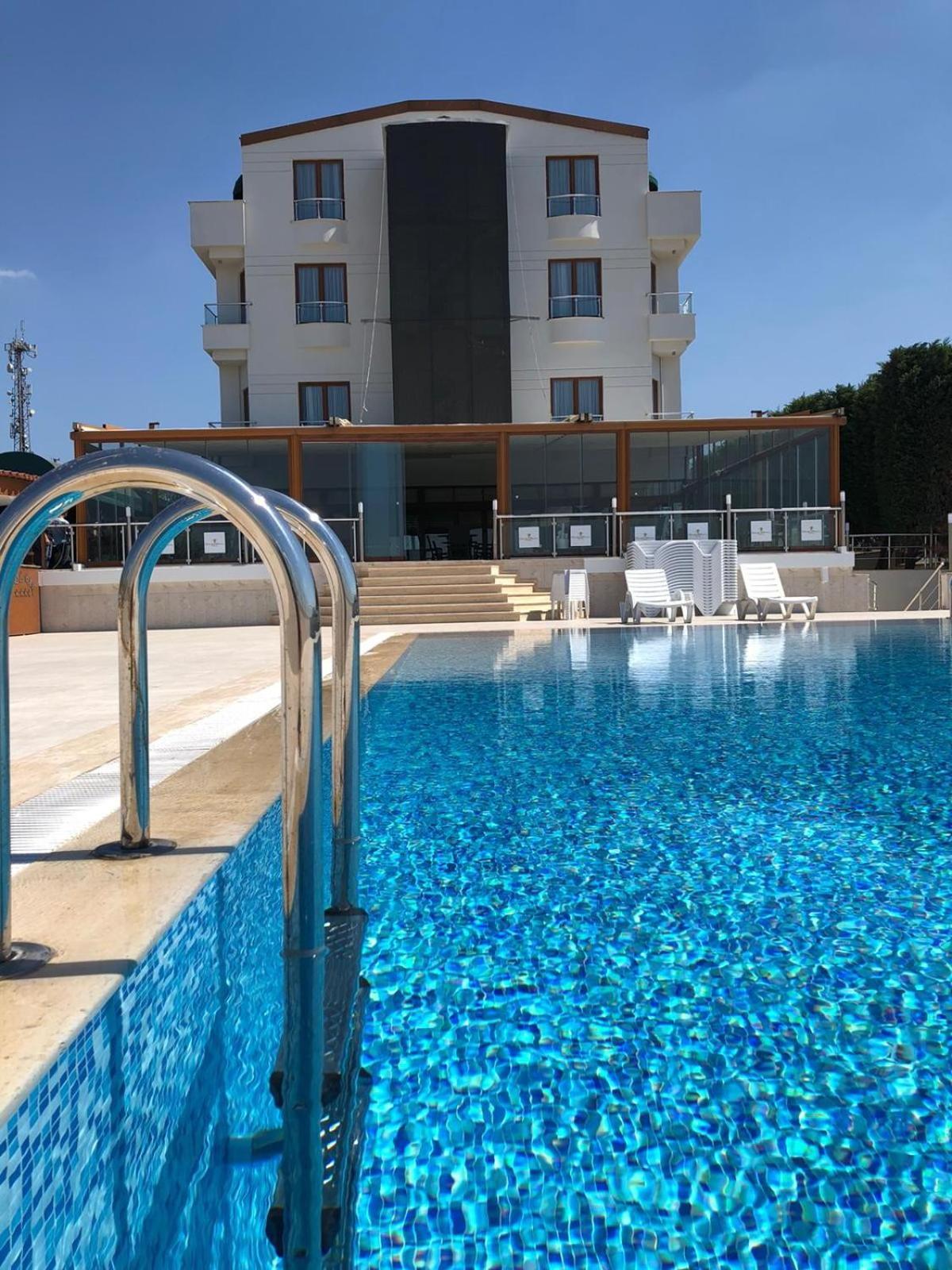 Double Royal Hotel Κοτζαελί Εξωτερικό φωτογραφία