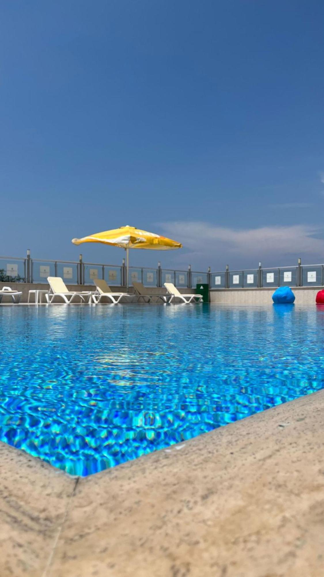 Double Royal Hotel Κοτζαελί Εξωτερικό φωτογραφία
